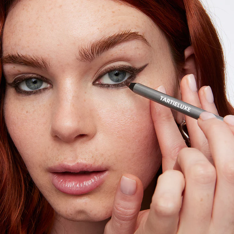 Final 3 hours 60% off:🌸 Longwear Eyeliner - Lightweight and Waterproof